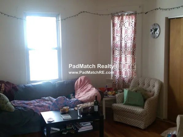 333 Alewife Brook Pkwy #2, Somerville, MA 02144