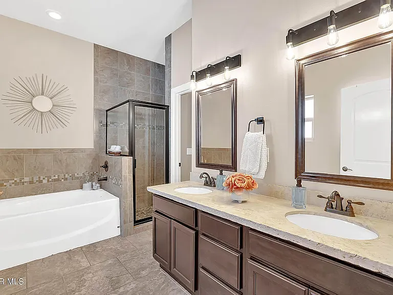 14676 Igor Kaleri Ave — Photo 31