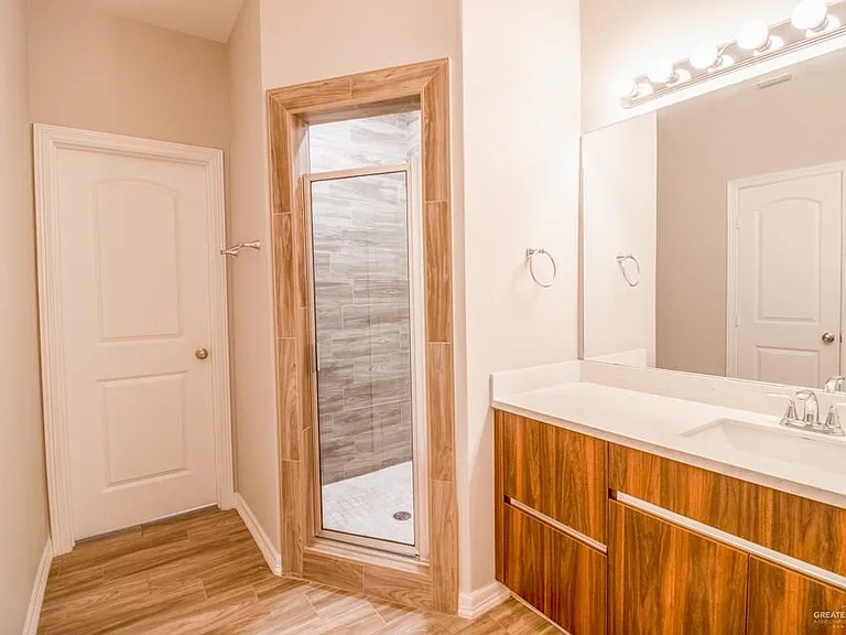905 W Sunset Valley St #1 — Photo 8