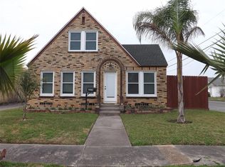 4820 Wharton Dr, Galveston, TX 77551