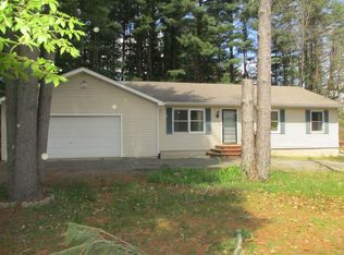 221 Pine Ridge Rd, Battle Creek, MI 49017