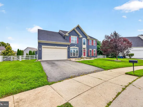 206 Markham Ct, Smyrna, DE 19977