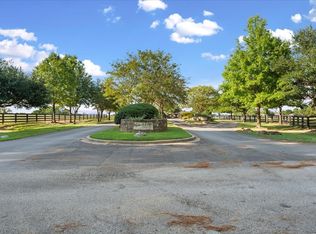 Shore Crest Way, Athens, TX 75752