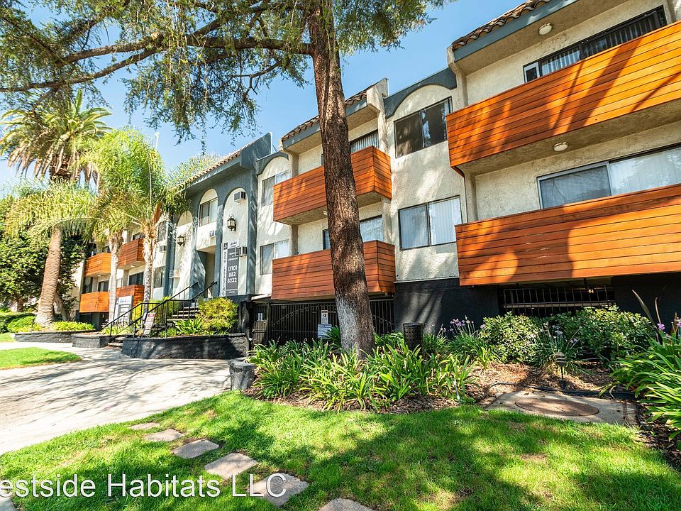 1st image of 4444 Ensign Ave #216