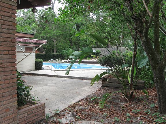 2nd image of 5806 Hyde Grove Ave