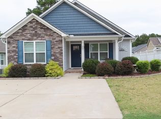 207 E Holmes St, Benson, NC 27504