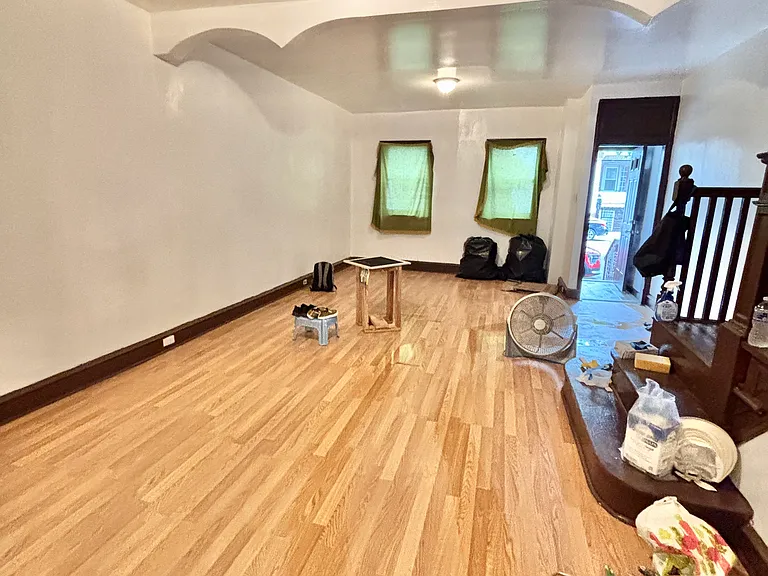 807 Snyder Ave — Photo 5