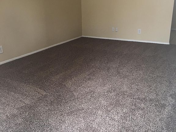 4th image of 2929 Van Buren Ave APT 9