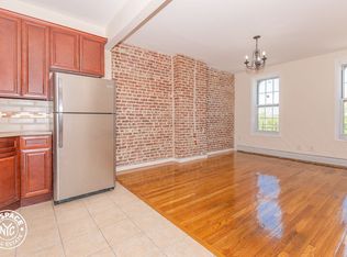 942 Glenmore Ave #3A, Brooklyn, NY 11208
