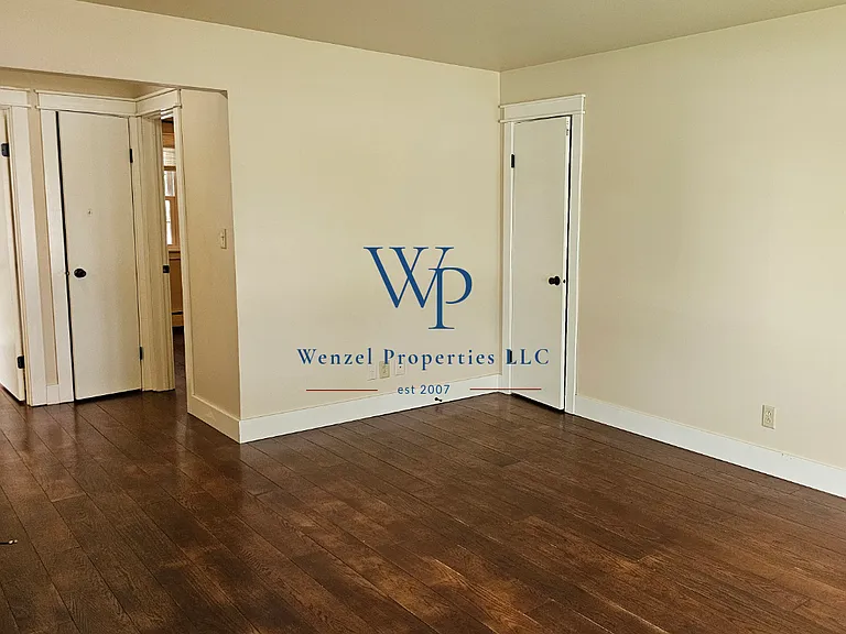 419 N Liberty St #1 — Photo 2