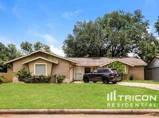 9330 Highmeadow Dr, Houston, TX 77063