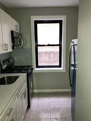 Rented by Bruma Realty LLC | media 4