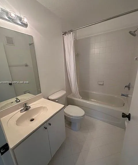 1271 SE 28th Ct #203 — Photo 18