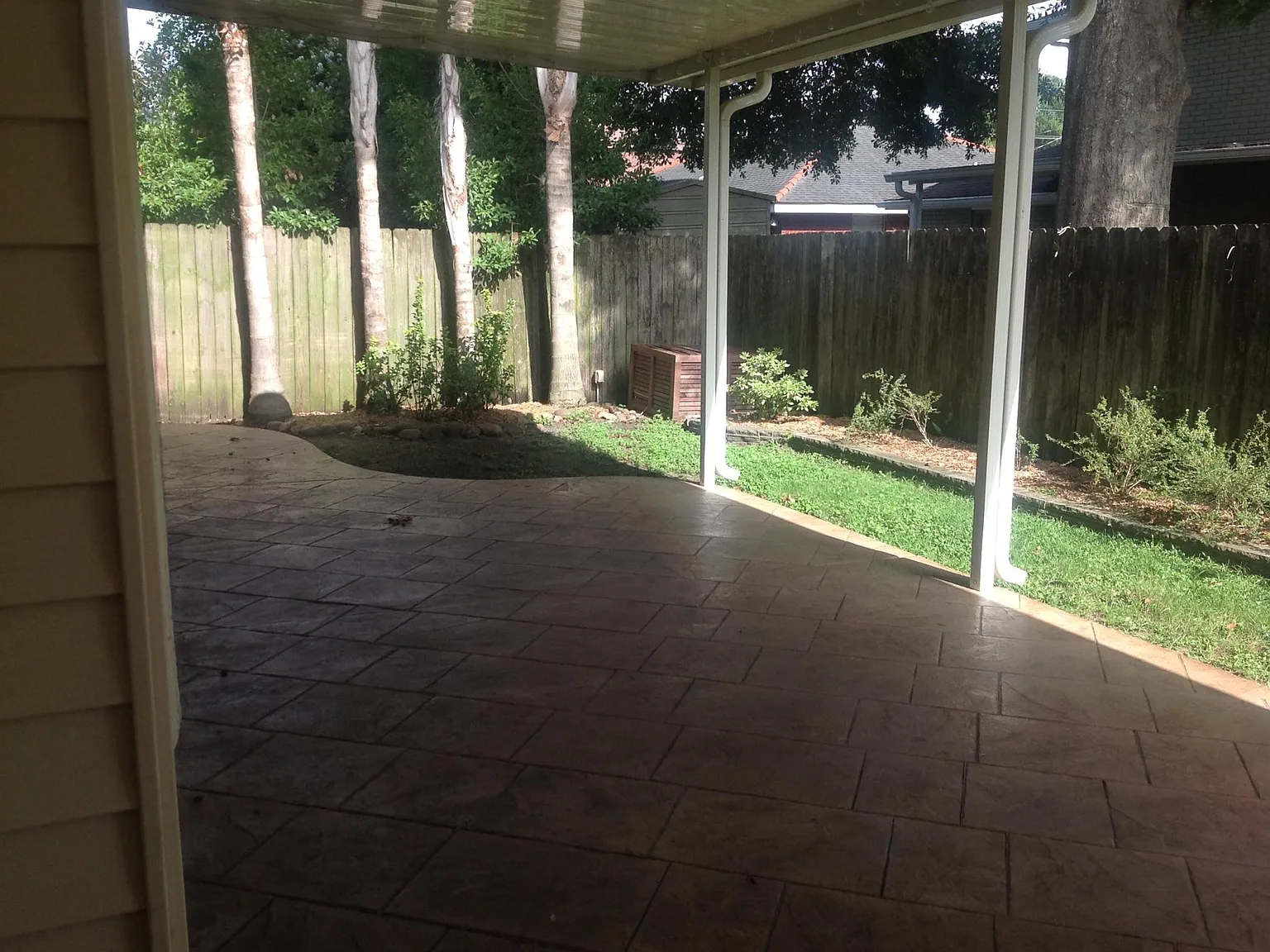 4 bed, 2240 sqft, $2,450 — Photo 3
