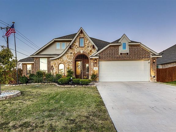 2nd image of 401 Panchasarp Dr