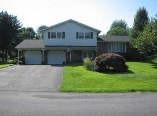 5116 Church Dr, Coplay, PA 18037