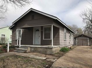 1616 N 8th St, Arkansas City, KS 67005