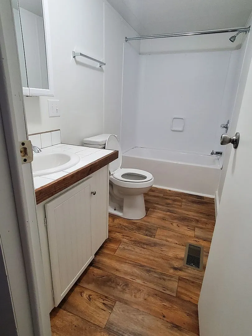 Ready to Move in — Photo 3