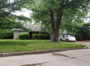 5862 S Pittsburg Ave, Tulsa, OK 74135