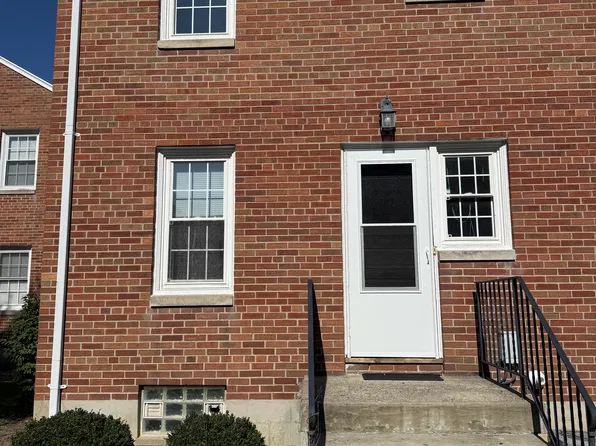 1525 N Plum St APT D, Springfield, OH 45504