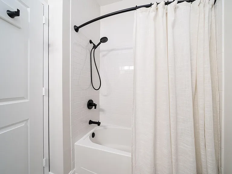 1100 Adams St #316 — Photo 10