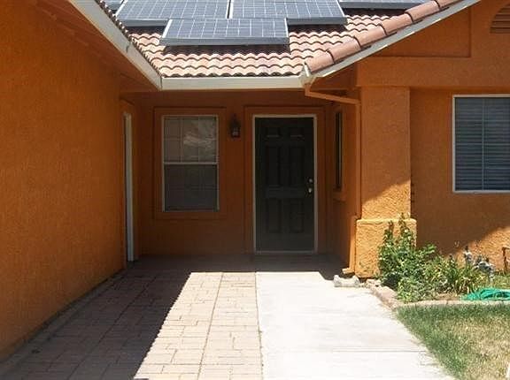 3rd image of 1864 Loma Linda Cir