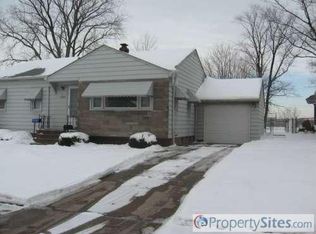 13023 McCracken Rd, Garfield Heights, OH 44125