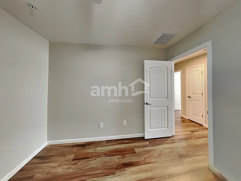 20759 W Maiden Ln — Photo 16