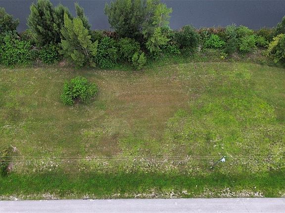 3rd image of 426 NE 20TH STREET LOT 7