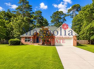 723 Oxford Dr, Richmond Hill, GA 31324