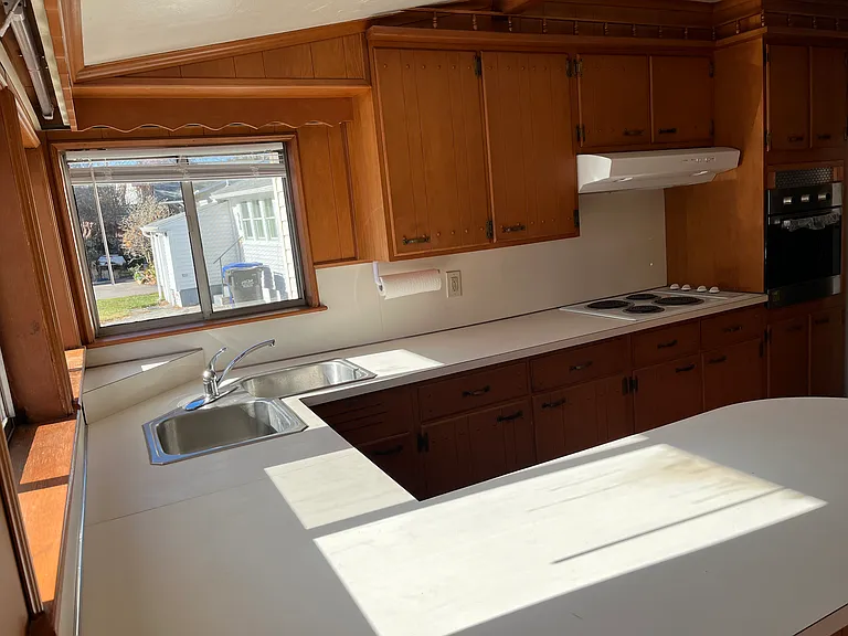 970 Boston Tpke — Photo 10