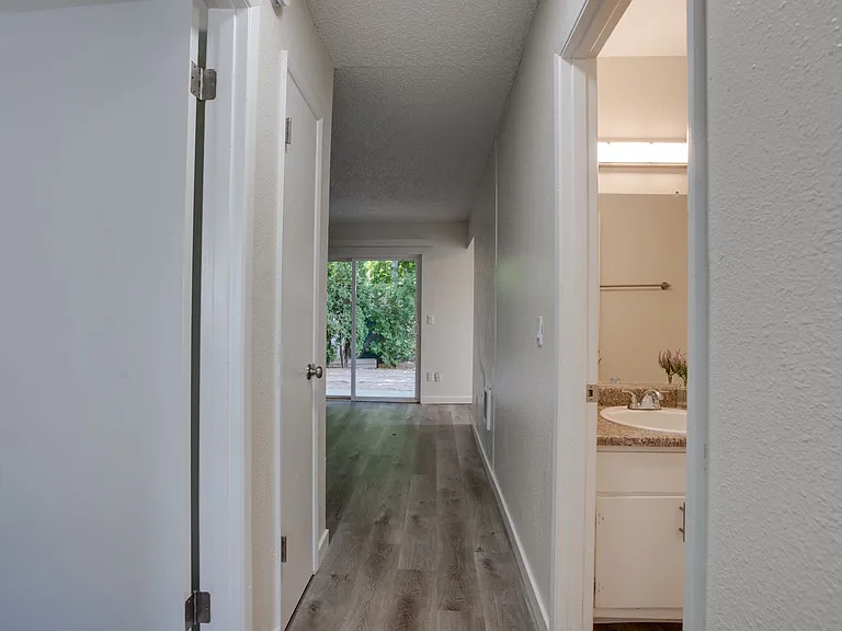 PARK PLACE APARTMENTS - YOUR HOME IS HERE! - UP TO 6 WEEKS FREE! — Photo 19
