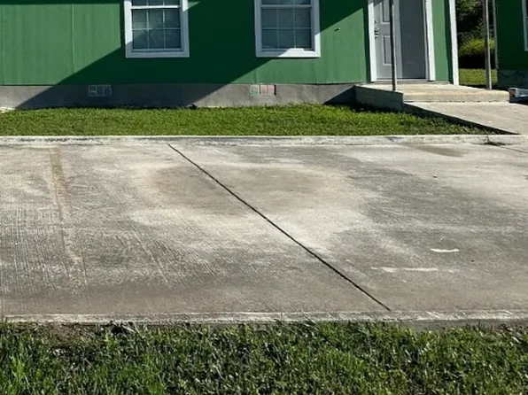 1144 Magnolia St #1144, Seguin, TX 78155