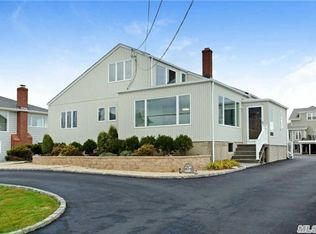 131 Lighthouse Rd, Babylon, NY 11702