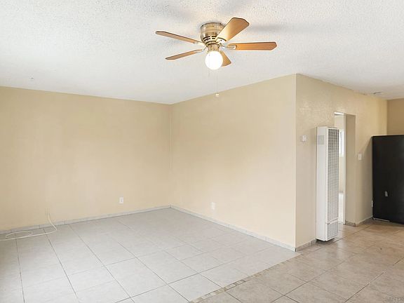 5th image of 905 W Washington Ave