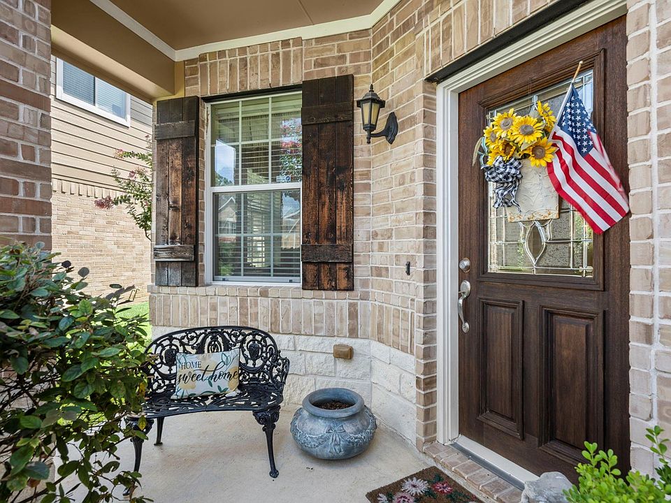 1st image of 18718 Cypress Loch Dr