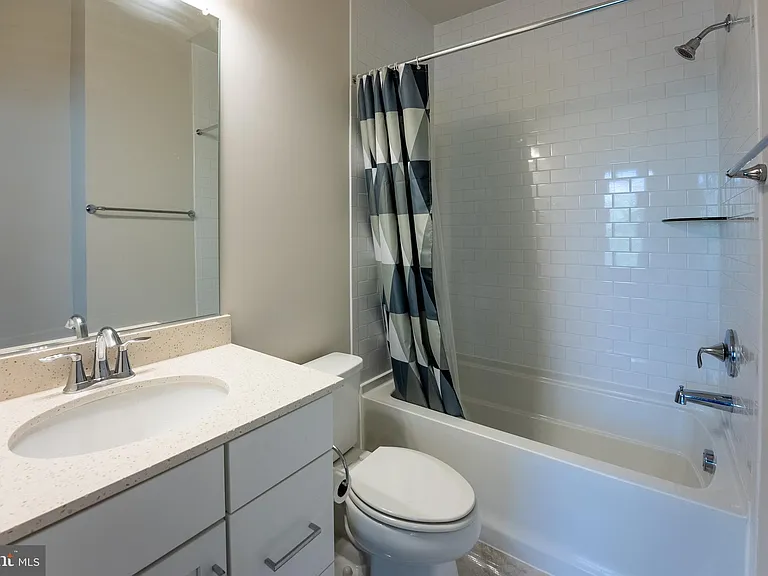 6069 Dreher Ct — Photo 14