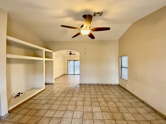 3rd image of 3259 E Wildhorse Dr
