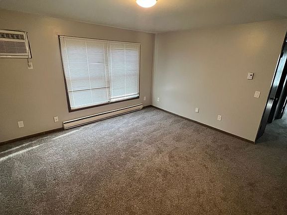 3rd image of 5903 Spartan Dr #4