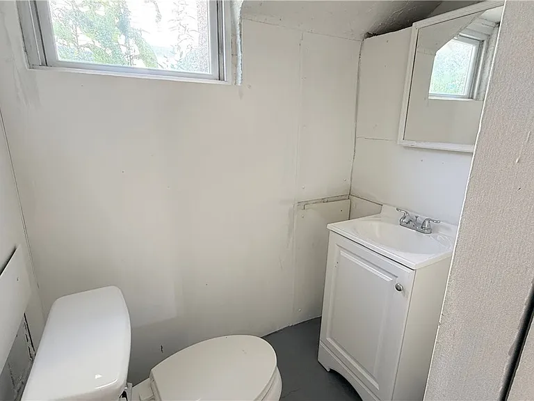 721 Polk Ave — Photo 31