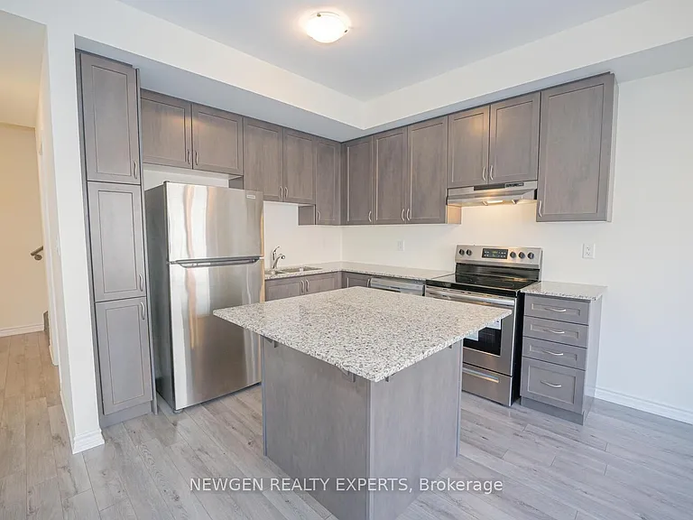 240 Lagerfeld Dr #13 — Photo 9