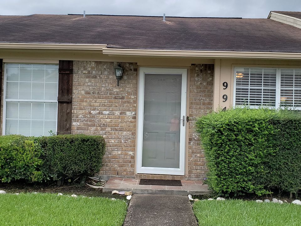 1st image of 994 Green Meadow St