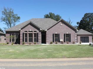 31 Oak Tree Cir, Conway, AR 72032