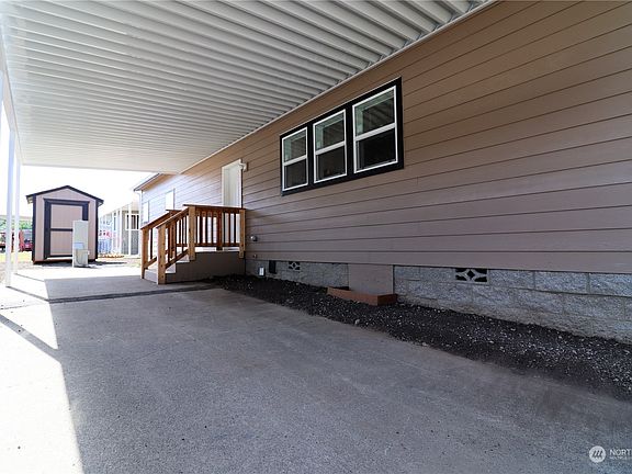 5th image of 1111 Archwood Drive SW #325