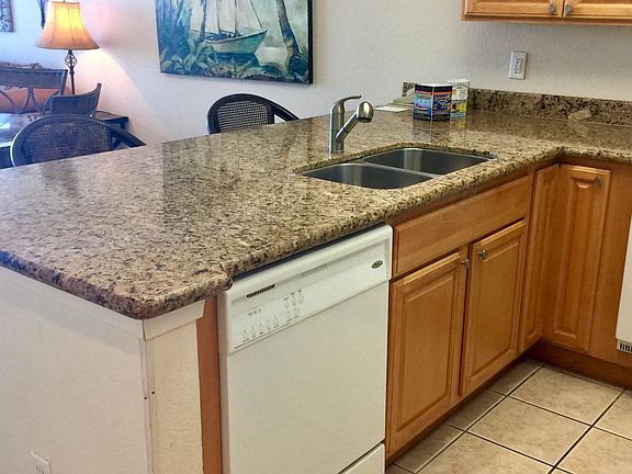 5th image of 500 Padre Blvd #703