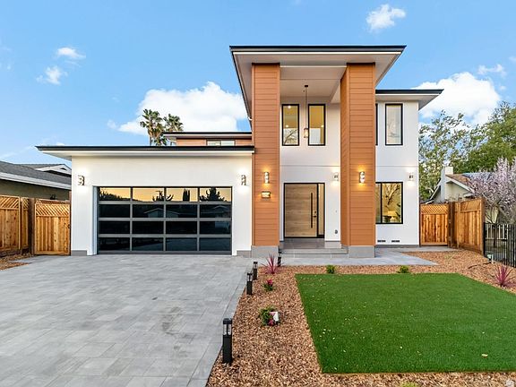 2nd image of 1040 W Riverside Way