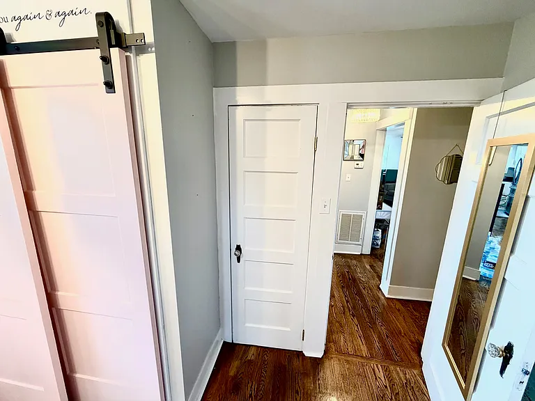 258 E Moody Ave — Photo 16