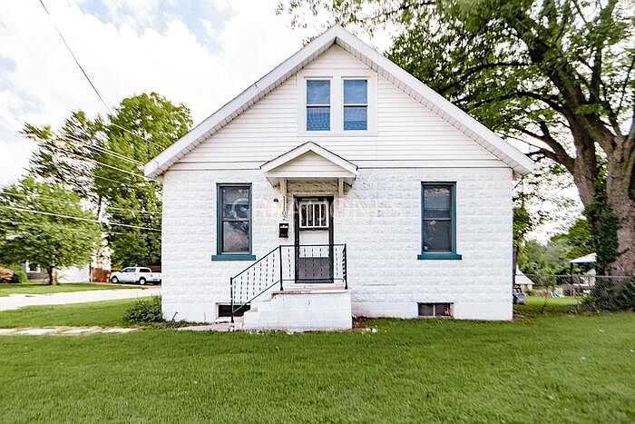 1st image of 11102 Florence Ave