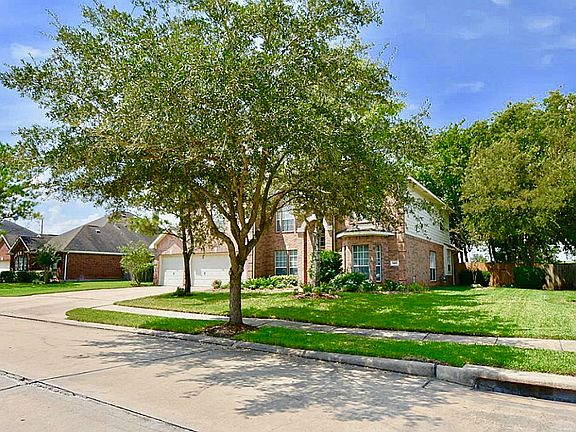 2nd image of 1403 Pine Mills Dr