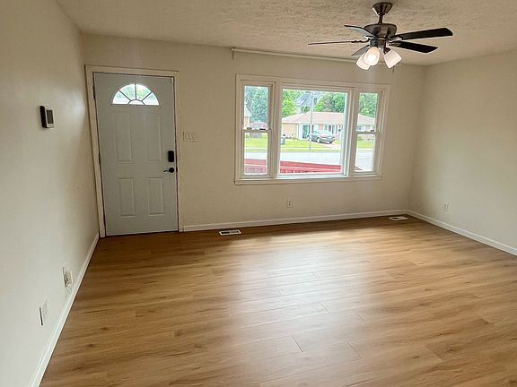 2nd image of 104 Elm Ave